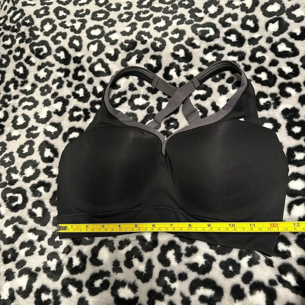 Adidas 34D Black & Gray Cross-back Adjustable Straps Sports Bra